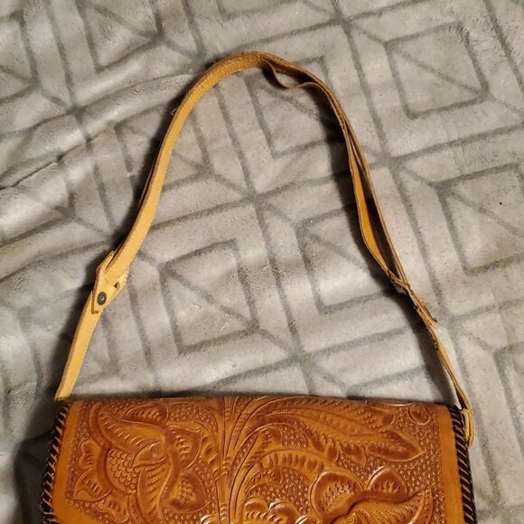 Vintage Hand tooled leather shoulder bag, 6x9 Reversable Amazing Details - Picture 12 of 16